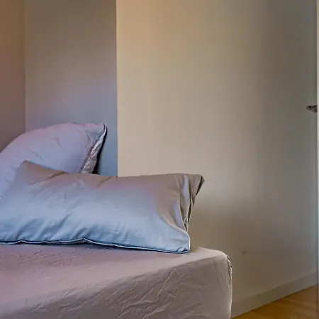 Hotel Schoenes Nr. 2 In Leer / Nuettermoor