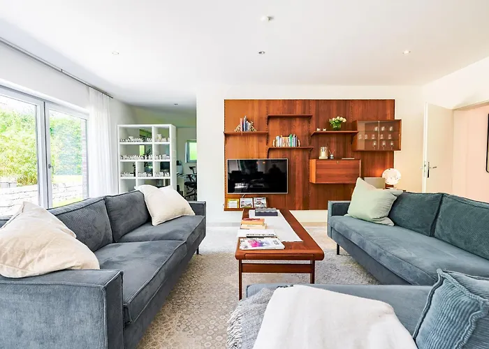 Schoenes Nr. 2 In Leer / Nuettermoor